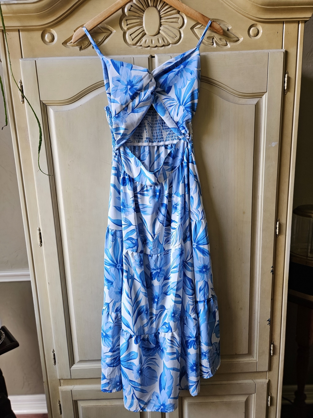 SHEIN Blue and White Floral Maxi Dress